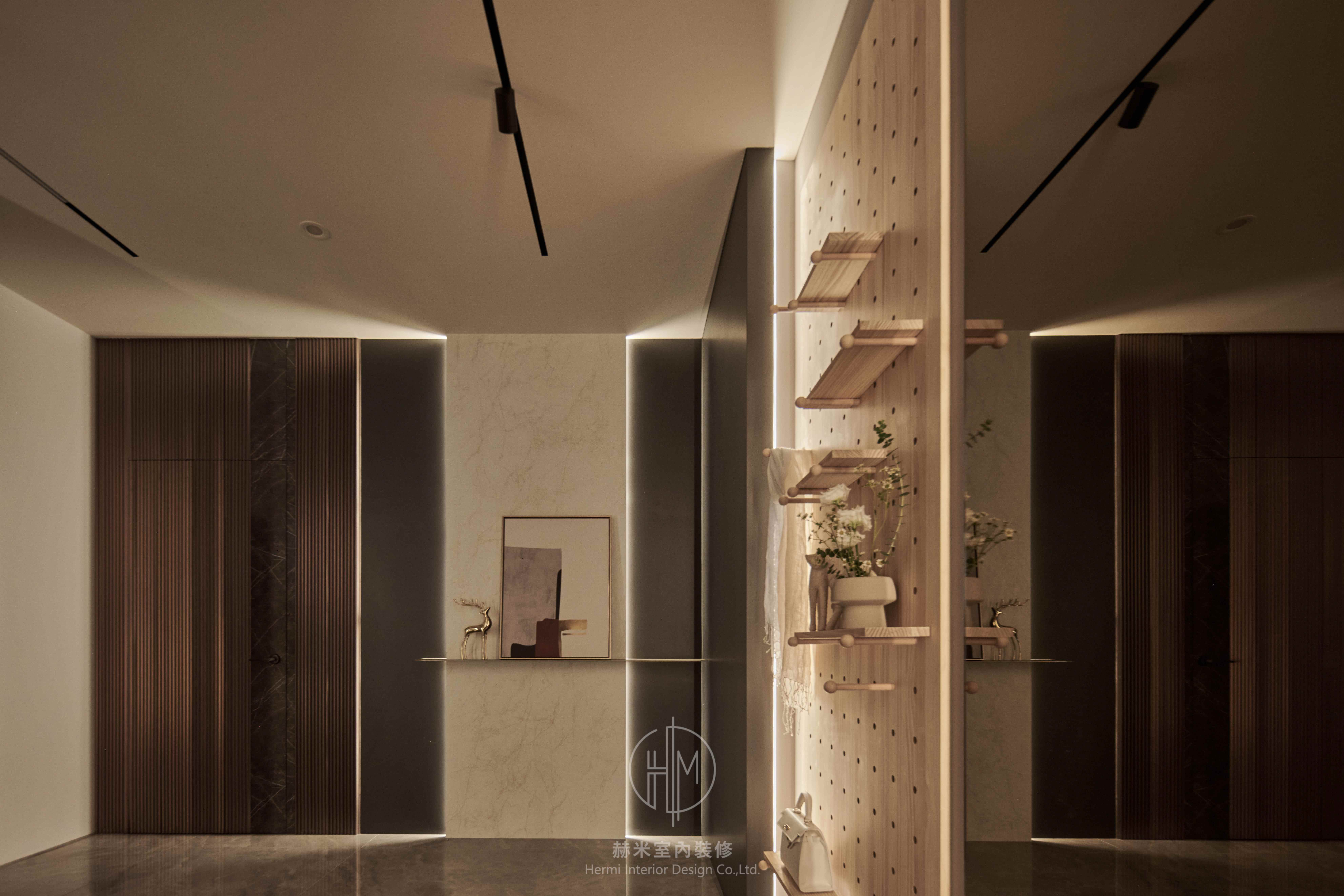 木質紋理與光源銜接